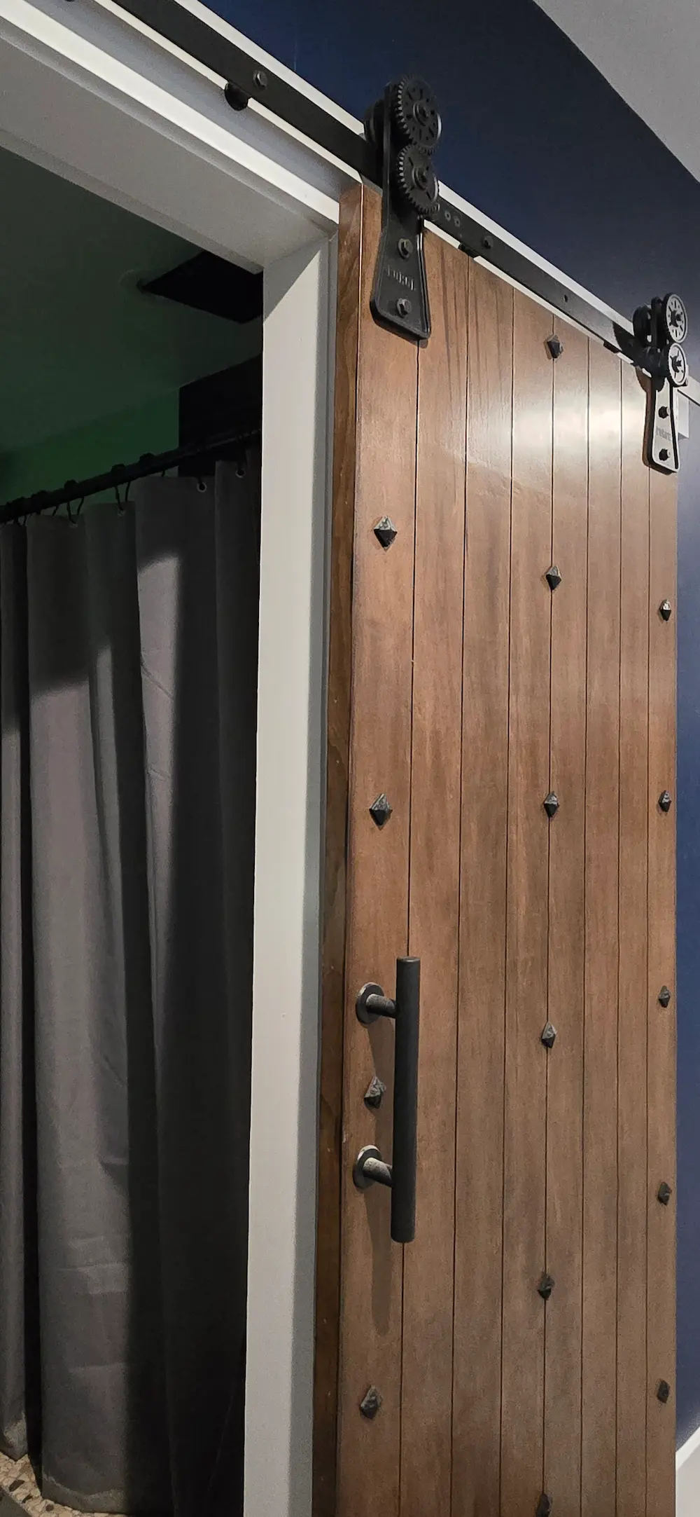 Barn door